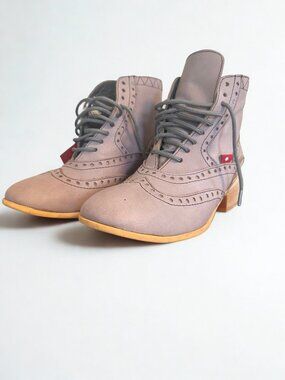 Oliberté Lalina Leather Wingtip Wedge Ankle Booties  Size 38
